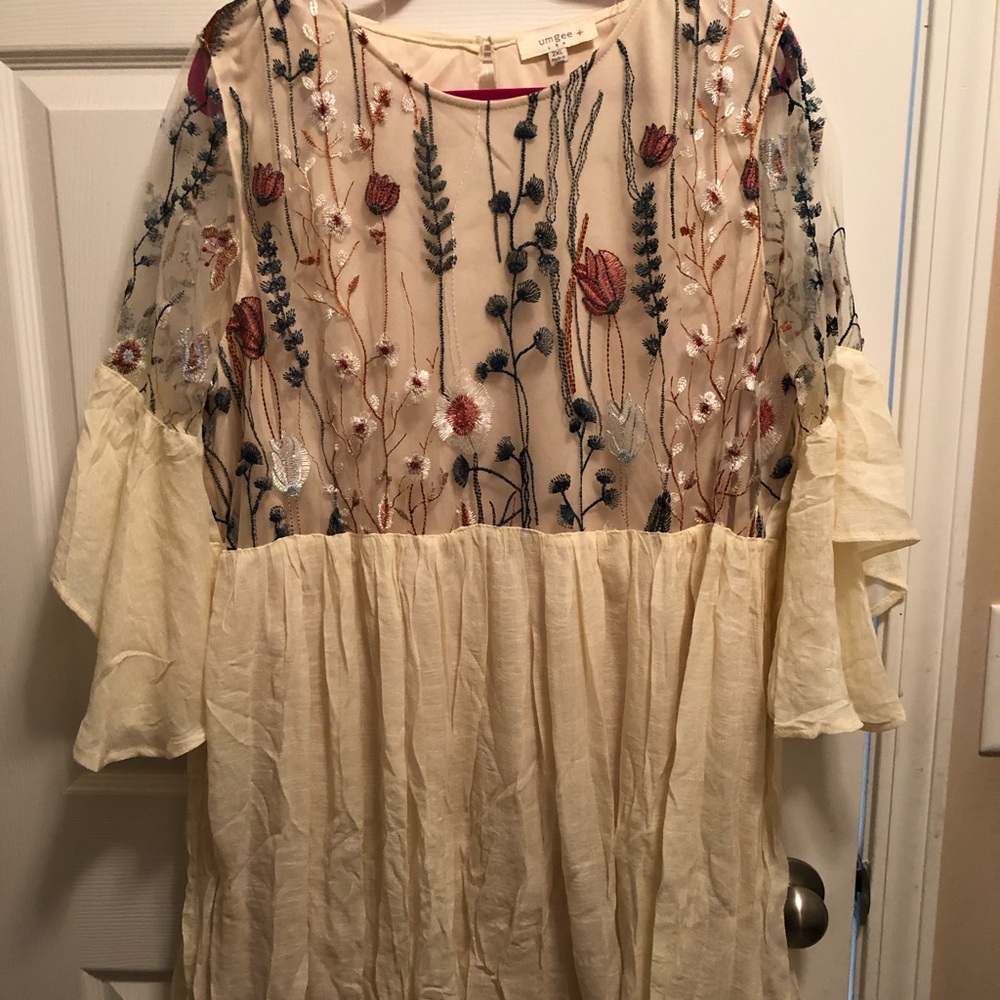 Umgee embroidered peasent dress